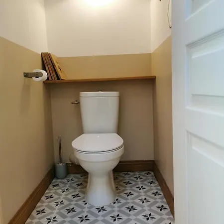 아파트 Ancien Magasin Type Loft 145 M2 Centre *