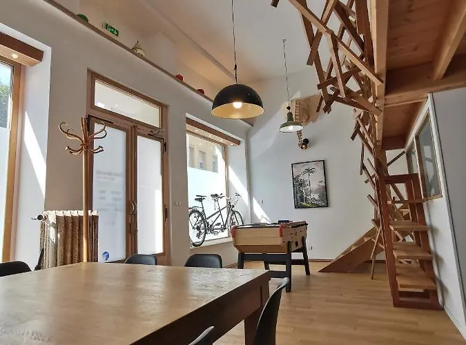 Ancien Magasin Type Loft 145 M2 Centre *